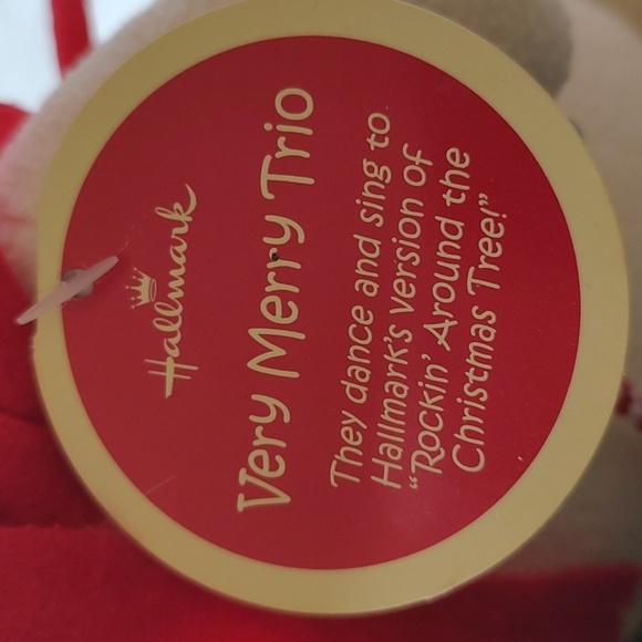 Hallmark Very Meet Trio Dancing/Singing Snowman - Picture 9 of 10